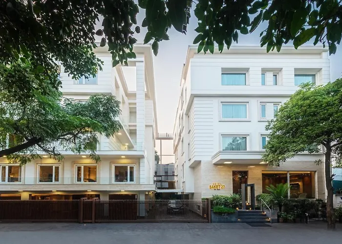 Hotel Saket 27